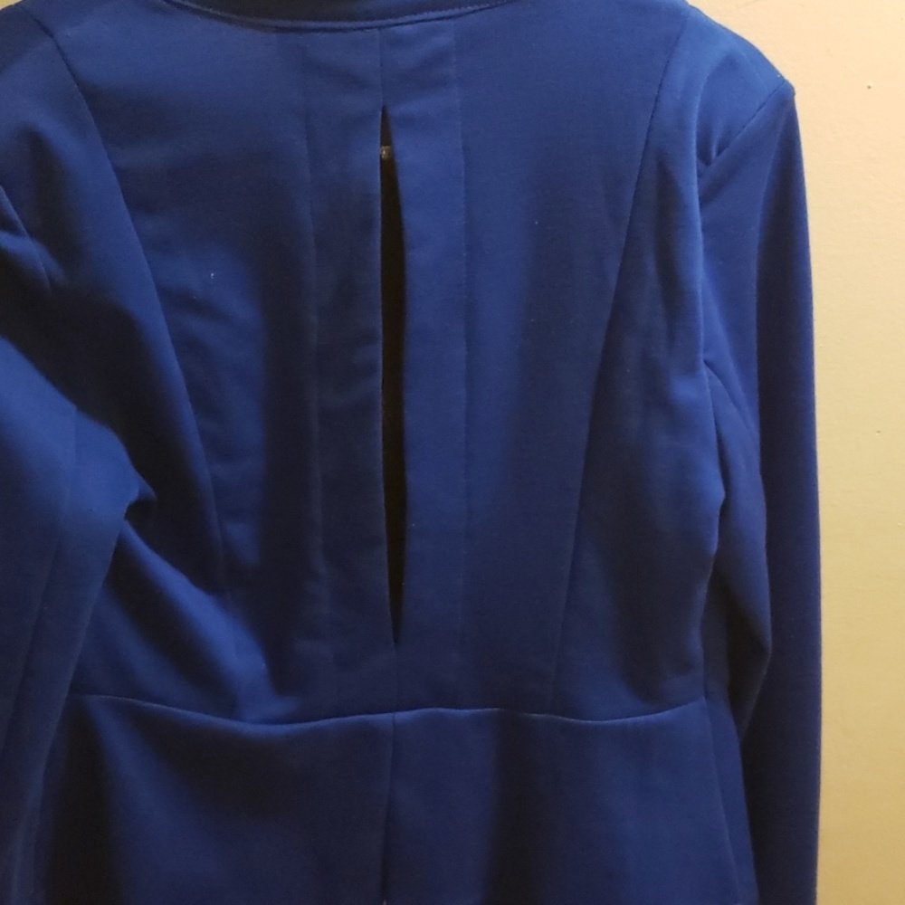 Blazer - Picture 4 of 6